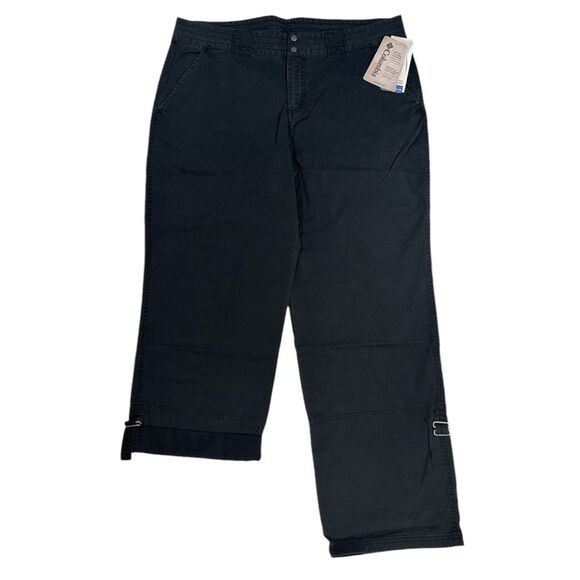 NWT Columbia Size 16 Black Women’s Carroll Creek Pant Straight Leg Rolled Up Leg - Picture 1 of 15